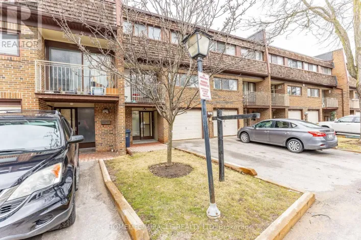 2 - 90 CASTLEBURY CRESCENT, Toronto