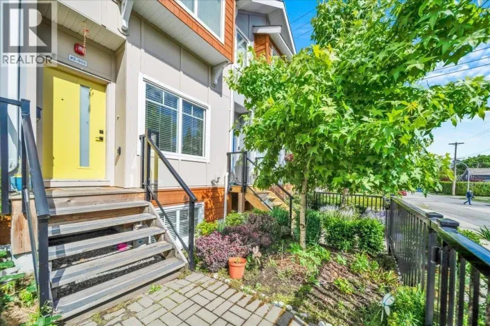 2 909 FIRST STREET, New Westminster