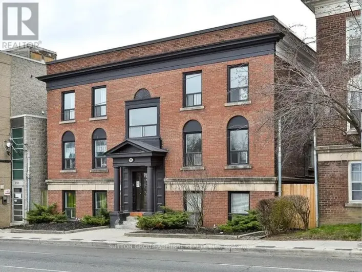 2 - 915 ST CLAIR AVENUE W, Toronto