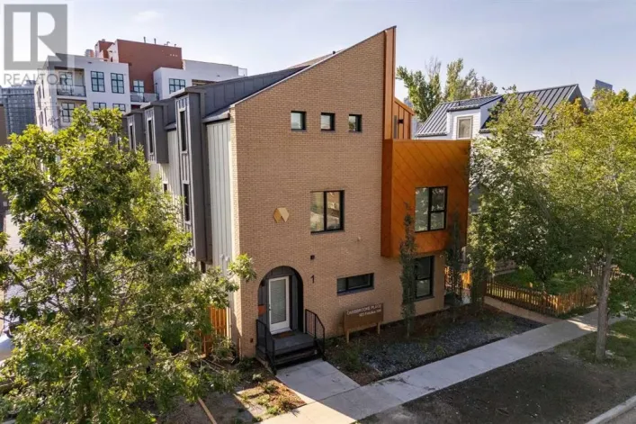 2, 923 1 Avenue NW, Calgary