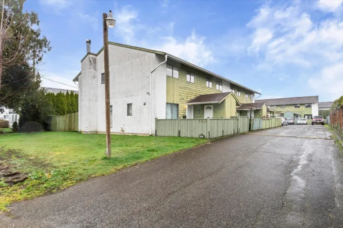 2 9342 HAZEL STREET|Chilliwack Proper East, Chilliwack