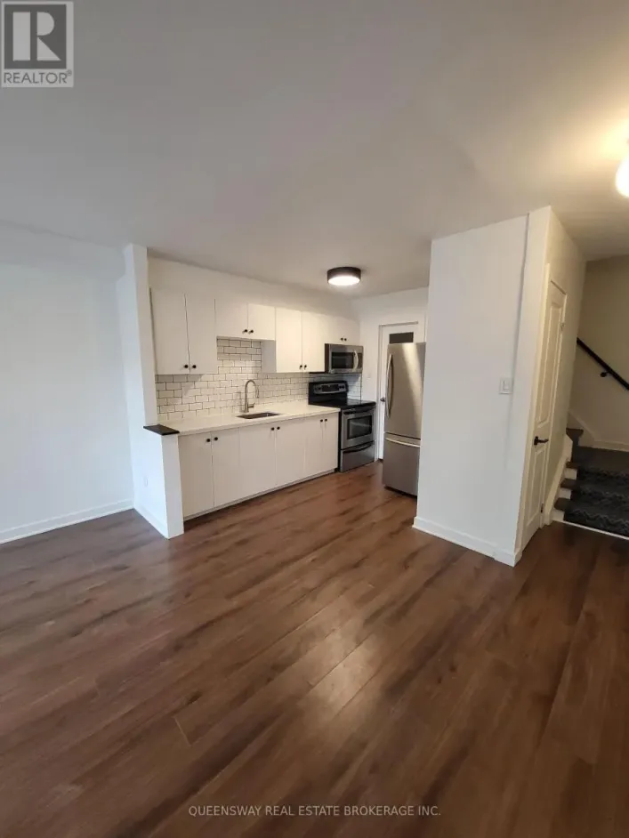 2 - 965 EGLINTON AVENUE W, Toronto