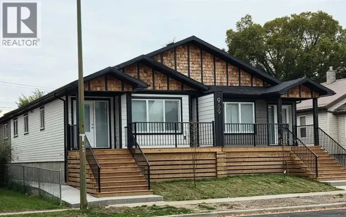 2, 969 2 Street SE, Medicine Hat
