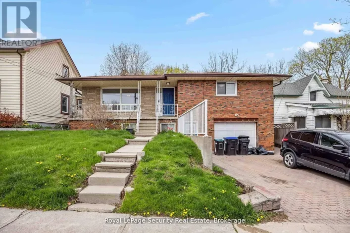 2 - 97 JOHN STREET E, Bradford West Gwillimbury