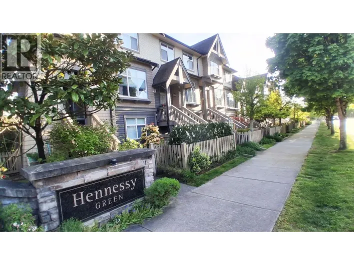 2 9800 ODLIN ROAD, Richmond