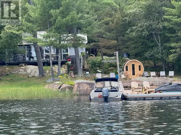 2 A22 ISLAND, The Archipelago