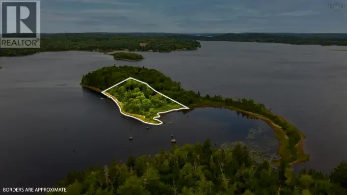 Recreational for sale: 2 Acres with cottage Island no. 6, Lake Charlotte