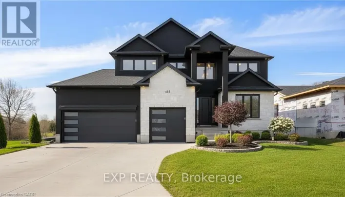 2 AVERY PLACE, Perth East