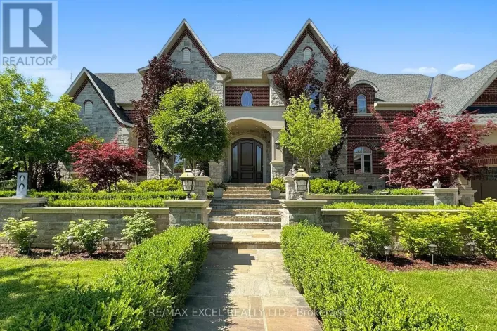 2 BEAU COURT, Aurora