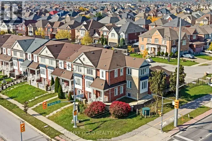 2 BELLCHASE TRAIL, Brampton