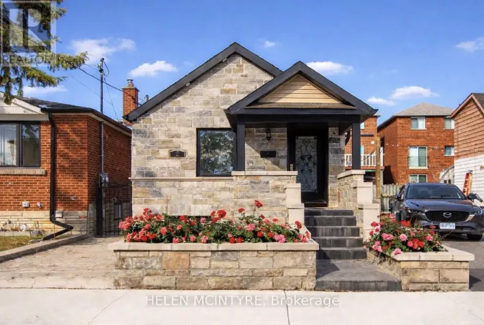 2 BIRCH TREE CRESCENT, Toronto