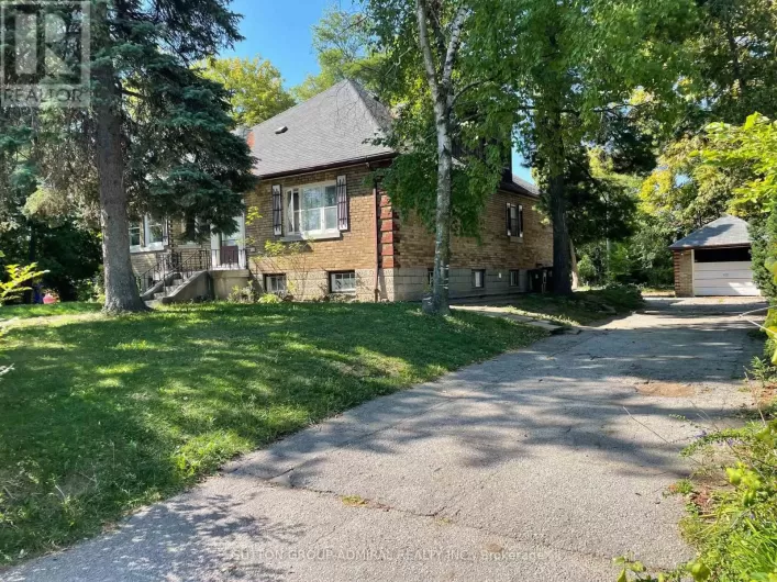 2 BOTFIELD AVENUE, Toronto