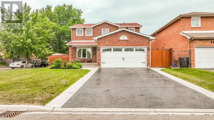 2 BURNLEY PLACE, Brampton
