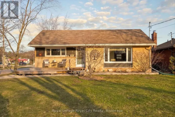 2 CADILLAC DRIVE, Guelph