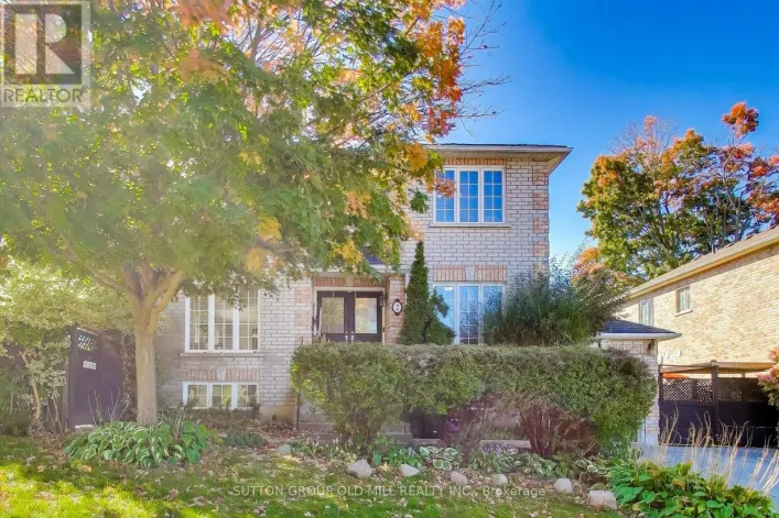 2 CHELWAY ROAD, Toronto