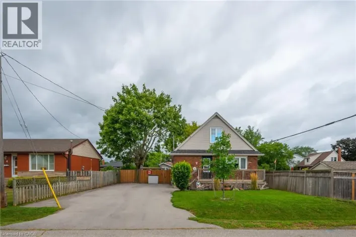 2 CHERRY Avenue, Grimsby