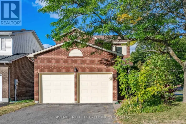 2 CHICKASAW CRESCENT, Ottawa