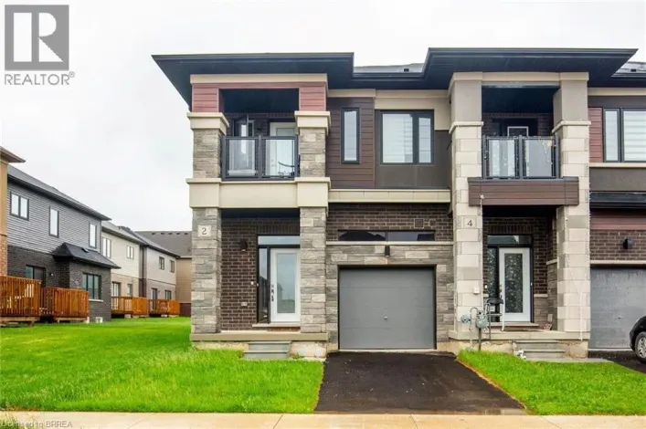 2 COPEMAN Avenue, Brantford