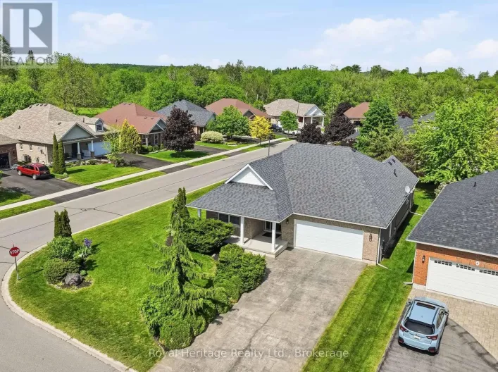 2 CORTLAND WAY, Brighton