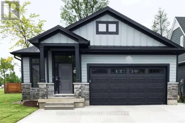 2 CREEK SIDE PLACE, Lambton Shores