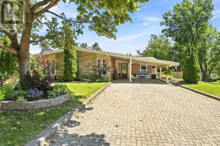 2 CRESTWOOD AVENUE, Peterborough