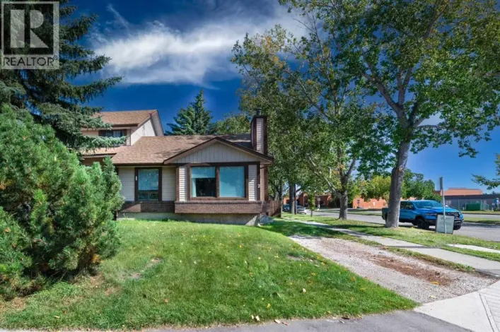 2 Deer Lane Road SE, Calgary