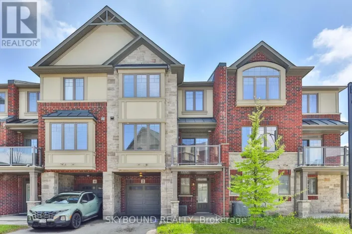 2 EGLESTON LANE, Hamilton