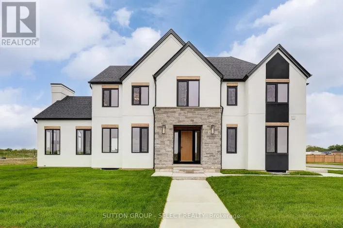 2 FIVE STAKES STREET, Southwold