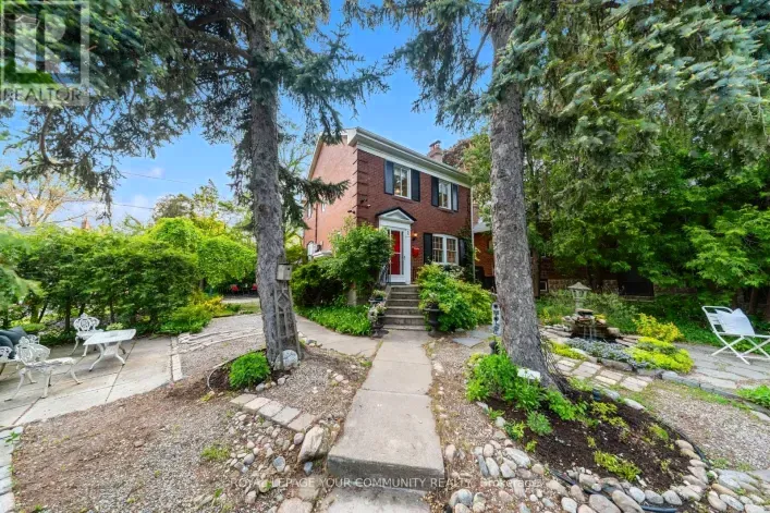 2 FOUR OAKS GATE, Toronto