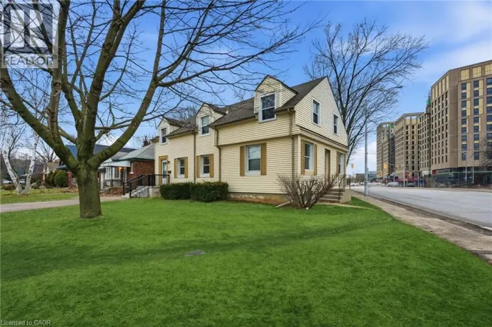 2 GARY Avenue, Hamilton