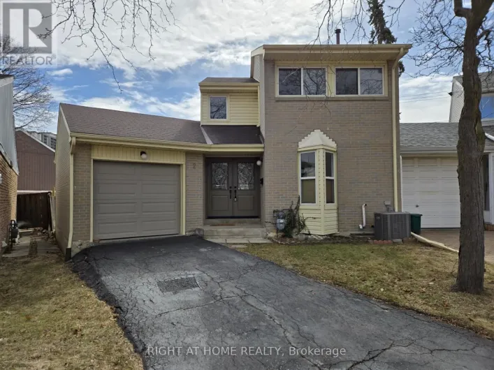 2 GILES COURT, Toronto