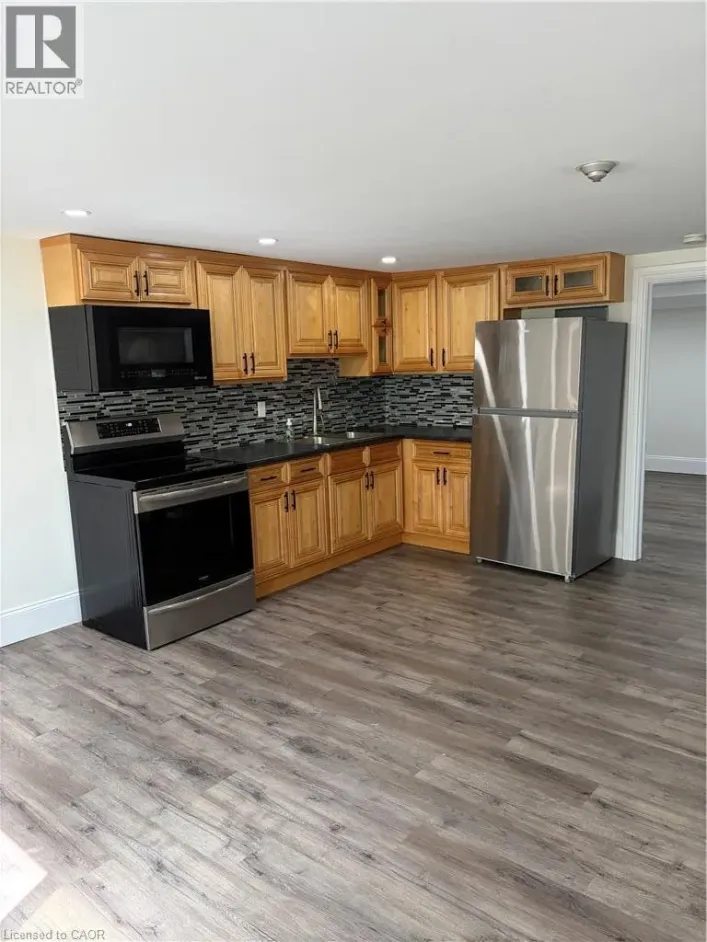 2 GRANT Boulevard Unit# 21, Dundas