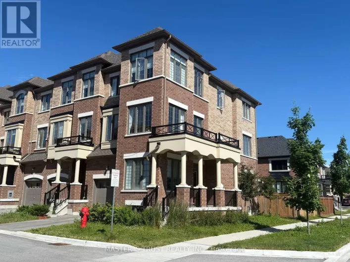 2 HALLMARK WAY, Whitby