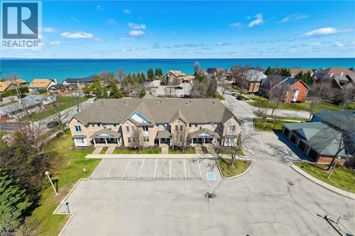 2 HARBOUR Drive Unit# 14, Hamilton