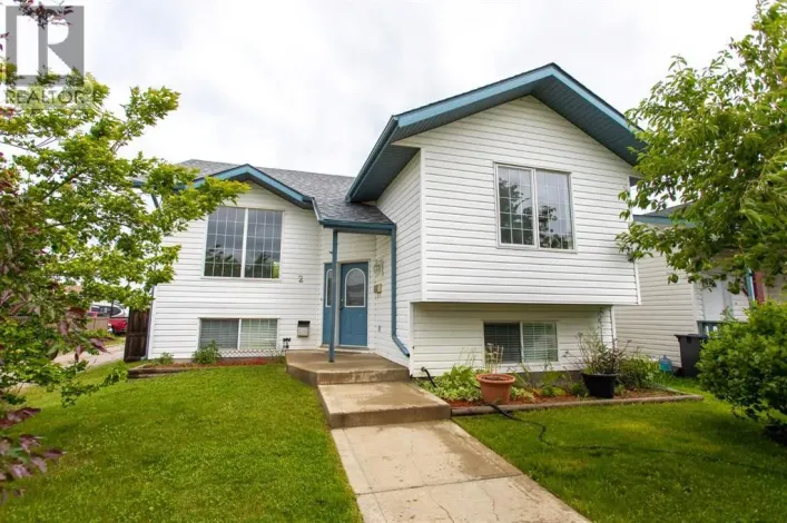 2 Harrigan Street, Sylvan Lake