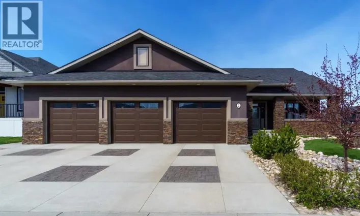 2 Harrison Green, Olds