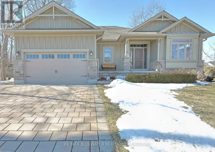 2 HAYTER DRIVE, Lambton Shores