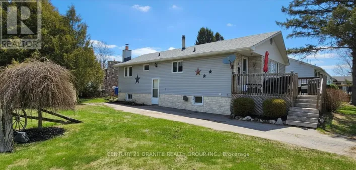 2 HEMLOCK STREET, Highlands East