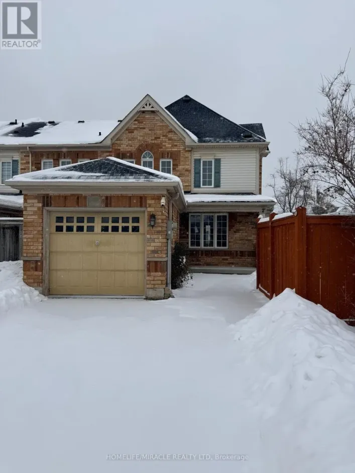 2 HOWLETT CRESCENT, Ajax