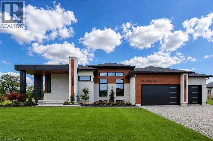 2 HUDSON Drive, Brantford