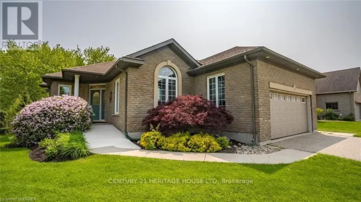 2 HUNTER DRIVE S, Norfolk