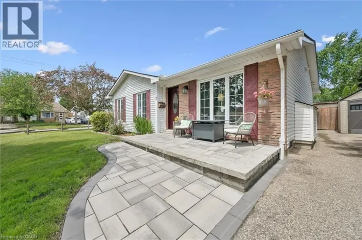 2 KEEWATIN Avenue, Kitchener