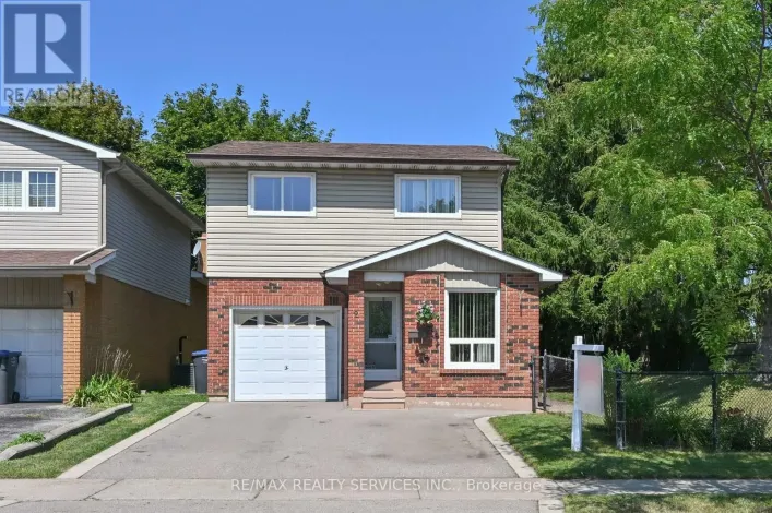 2 LINDRIDGE AVENUE, Brampton