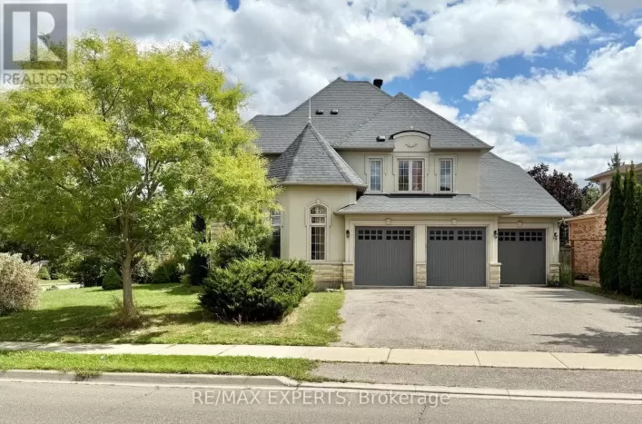 2 LOUVRE CIRCLE, Brampton