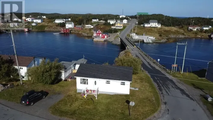 2 Main Street, Change Islands