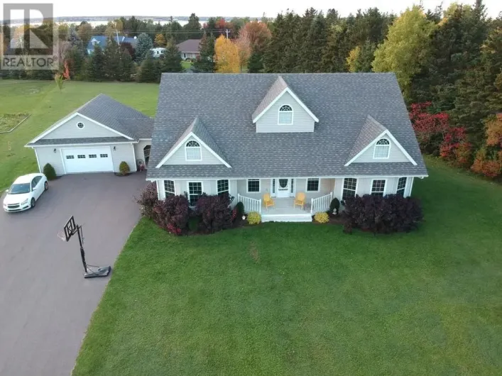 House for sale: 2 MULLAGHMORE Drive, Stratford