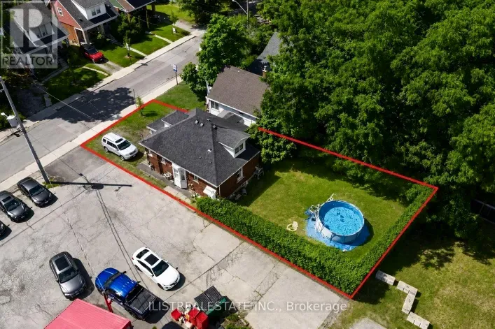 House for sale: 2 NORFOLK STREET N, Hamilton