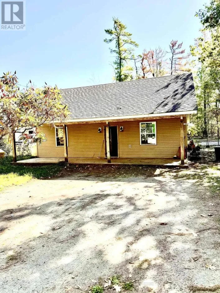 2 OAKWOOD DRIVE, Kawartha Lakes