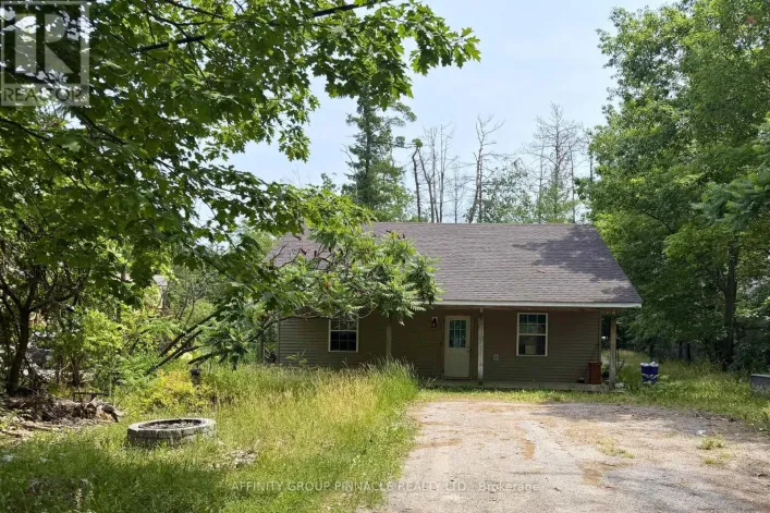 2 OAKWOOD DRIVE, Kawartha Lakes