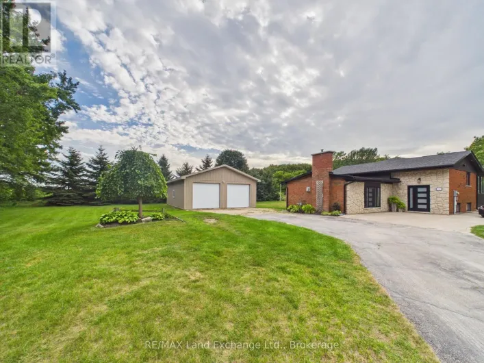 2 PARK STREET, Huron-Kinloss